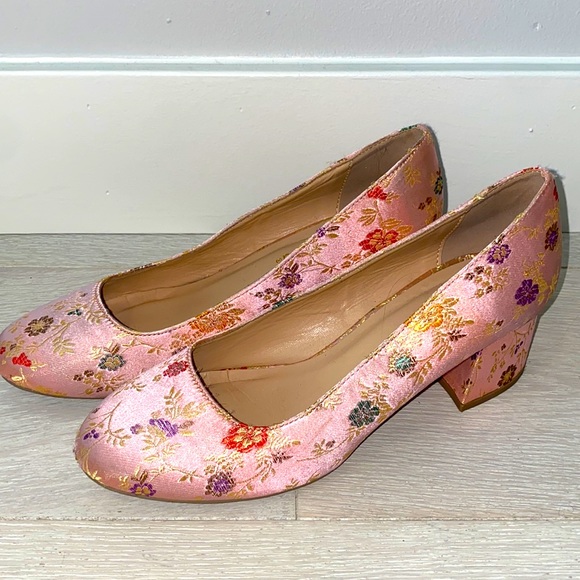 Pink City Classified Heels. Size 8.5 - Picture 3 of 7